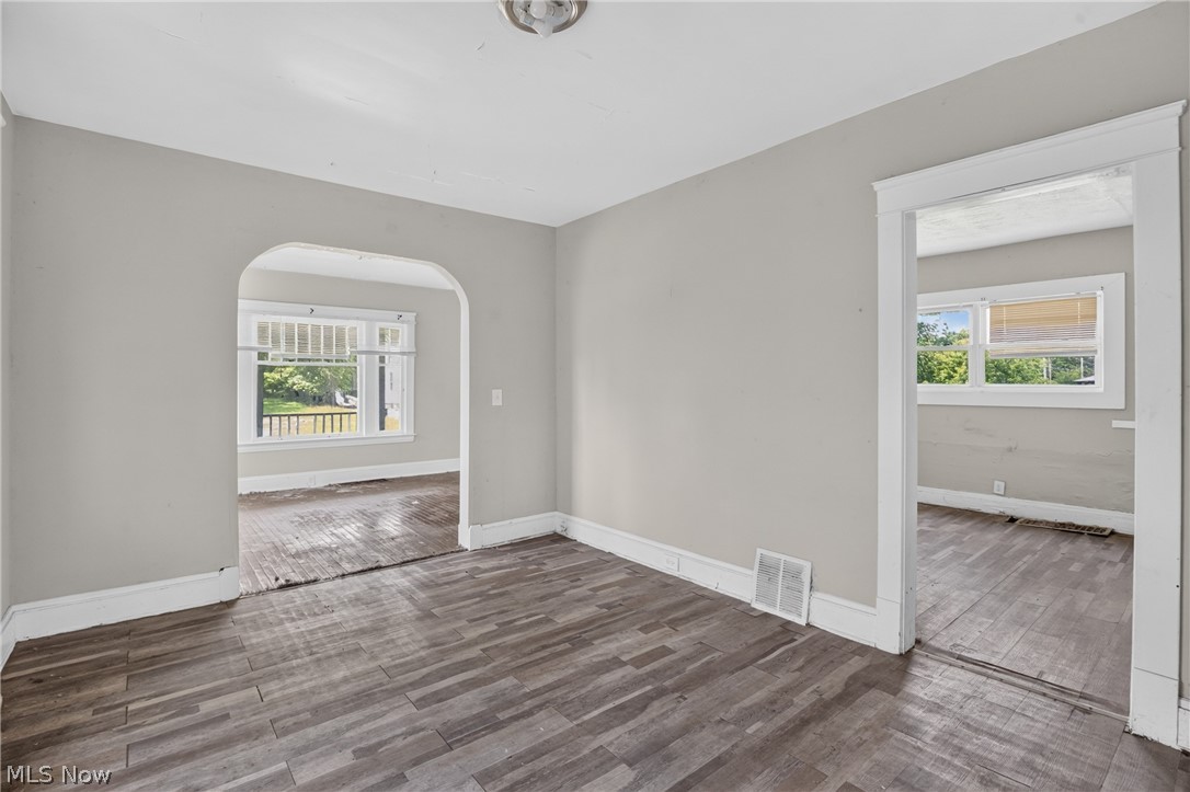 11817 Forest Avenue Property Photo 10