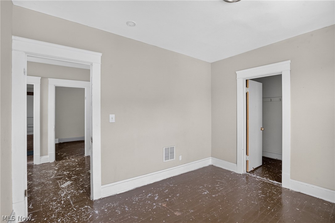 11817 Forest Avenue Property Photo 11