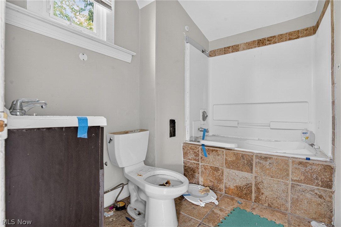11817 Forest Avenue Property Photo 13