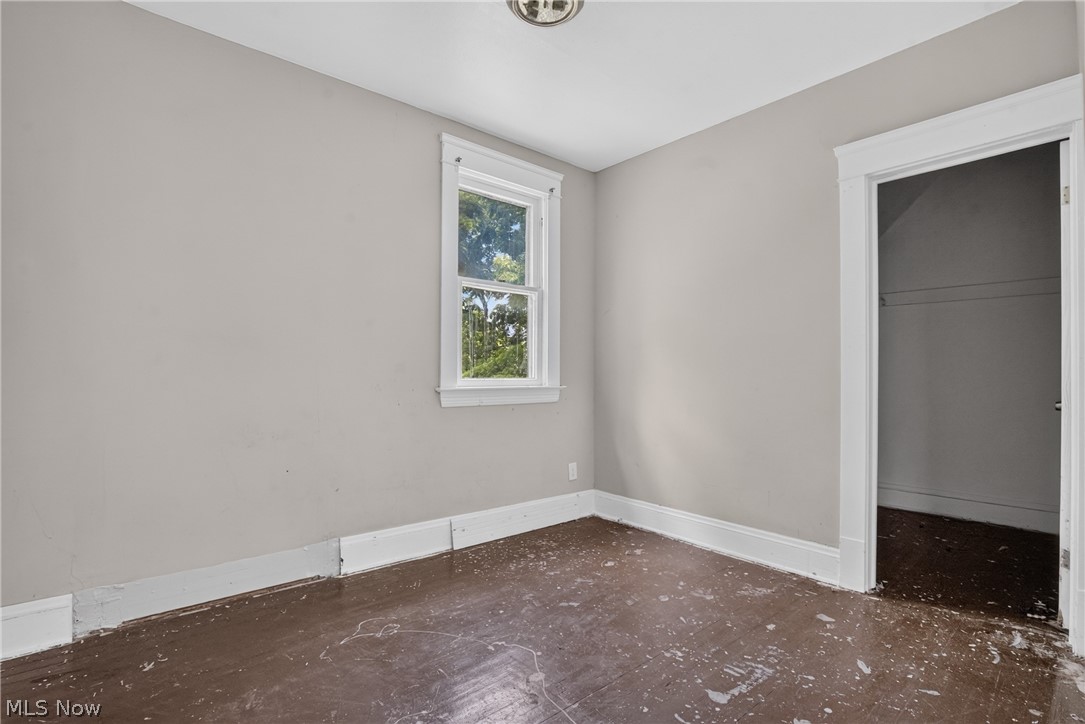 11817 Forest Avenue Property Photo 14
