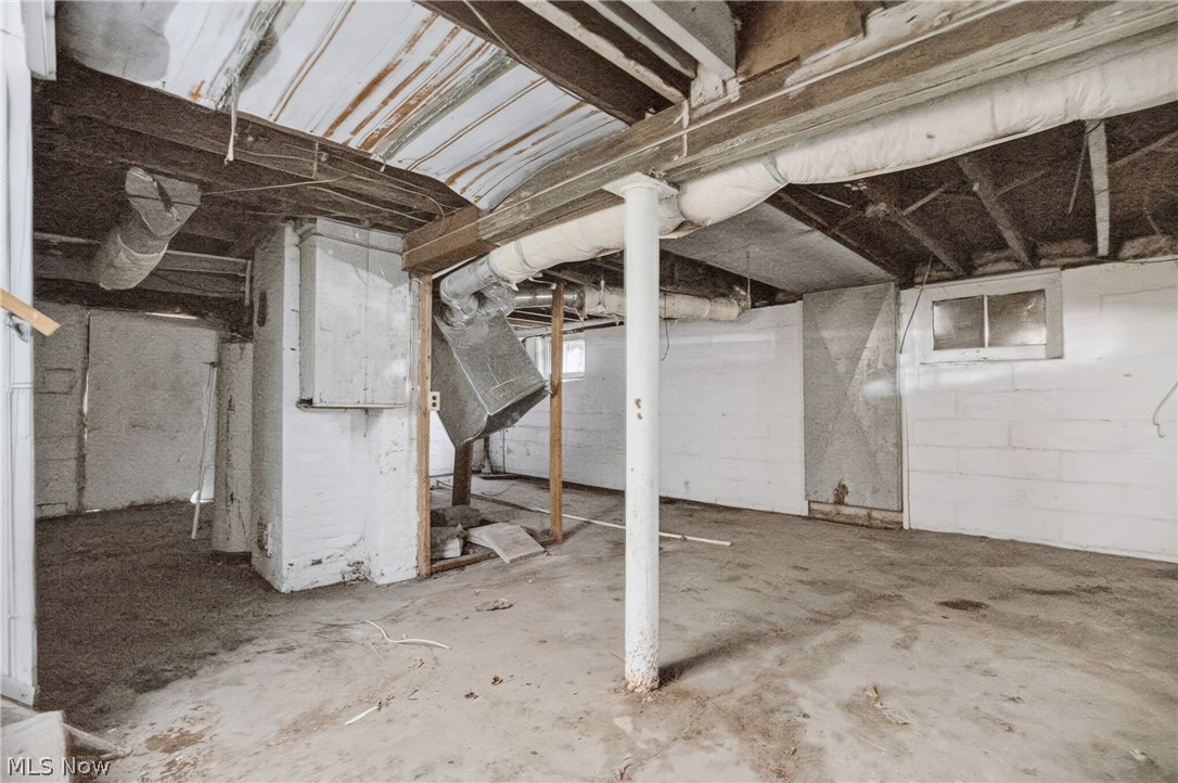 11817 Forest Avenue Property Photo 16