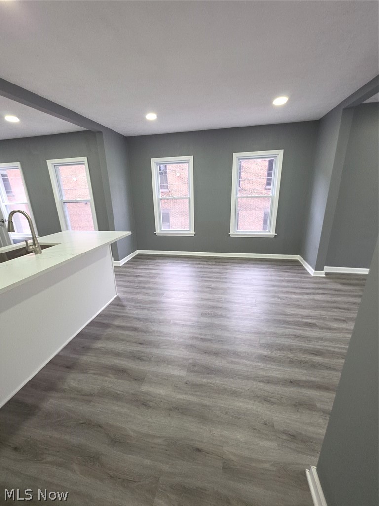 3038 Scranton Road Property Photo 22