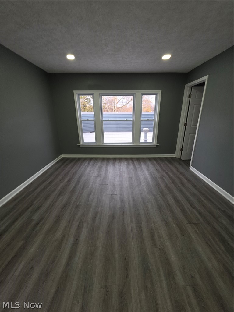 3038 Scranton Road Property Photo 23