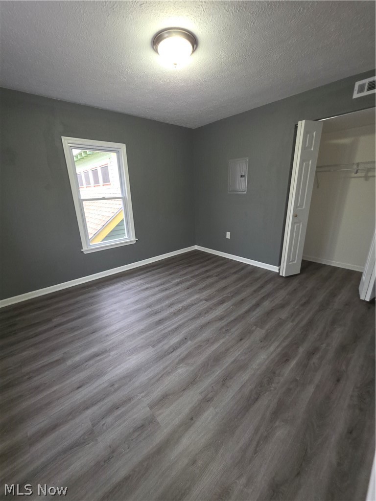 3038 Scranton Road Property Photo 24
