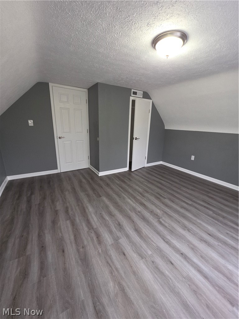 3038 Scranton Road Property Photo 39