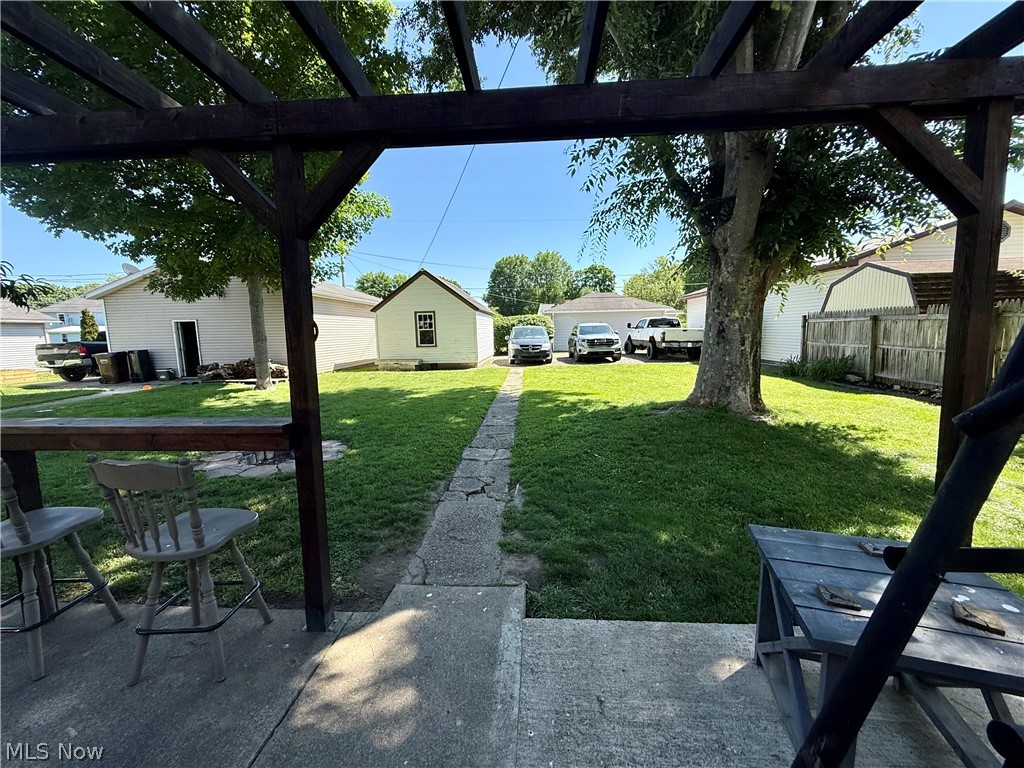 105 E Union Avenue Property Photo 24