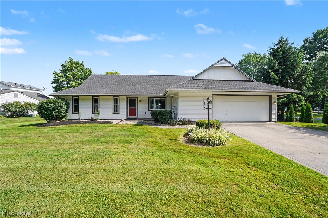 3854 Surfside Circle Property Photo 1