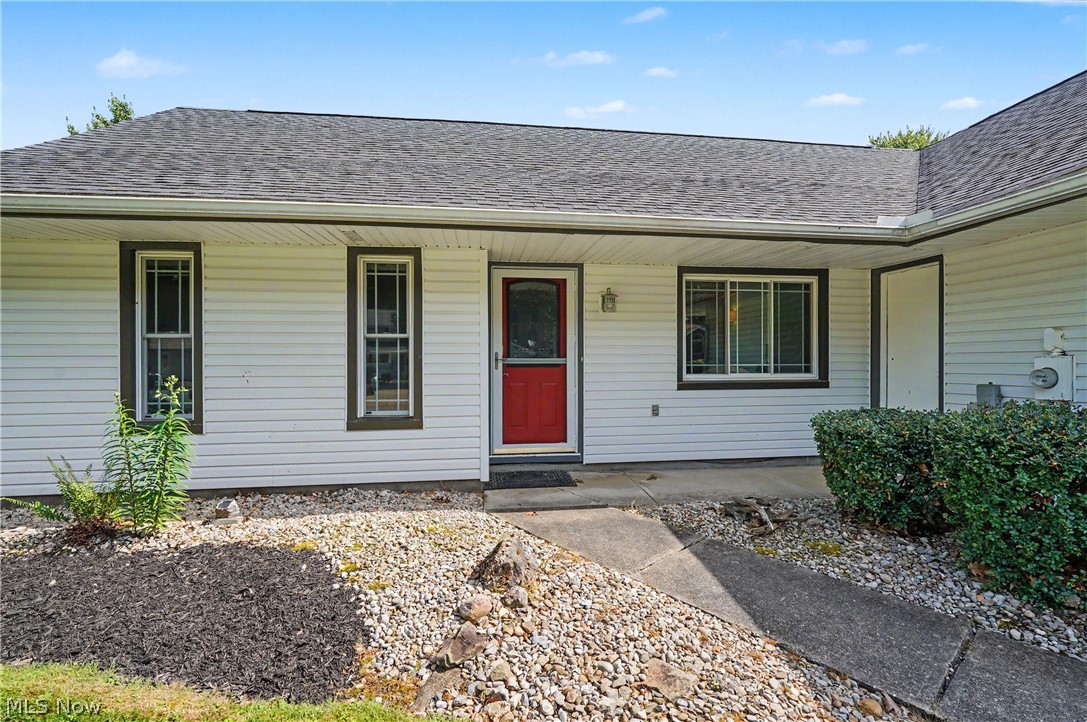 3854 Surfside Circle Property Photo 3