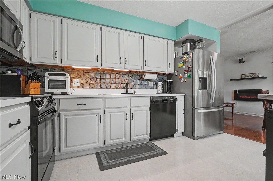 3854 Surfside Circle Property Photo 16
