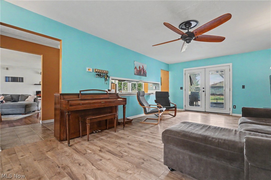 3854 Surfside Circle Property Photo 17