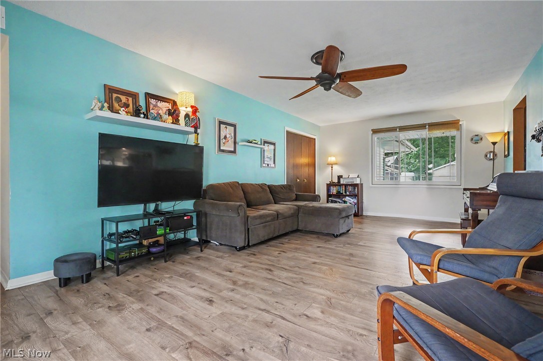 3854 Surfside Circle Property Photo 19