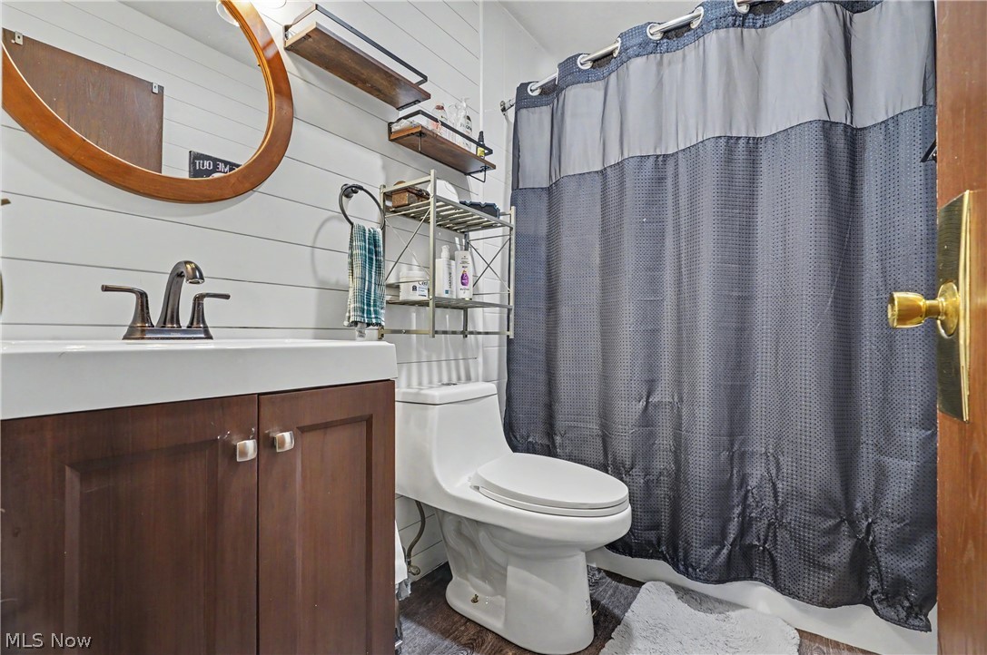 3854 Surfside Circle Property Photo 21