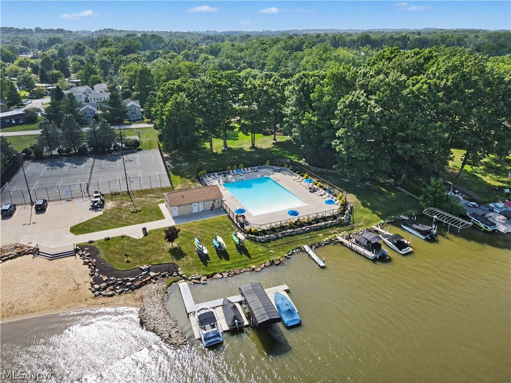 3854 Surfside Circle Property Photo 40