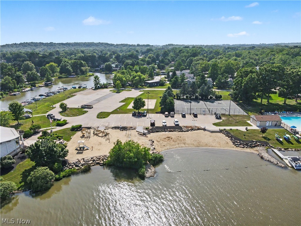 3854 Surfside Circle Property Photo 41