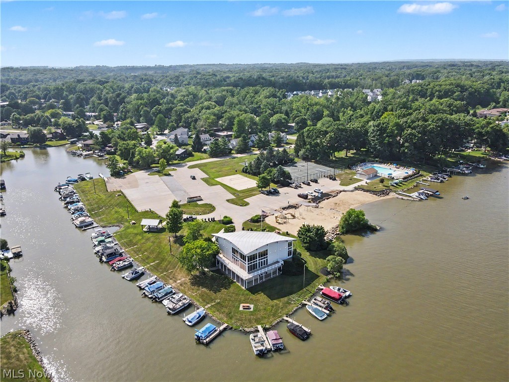 3854 Surfside Circle Property Photo 42