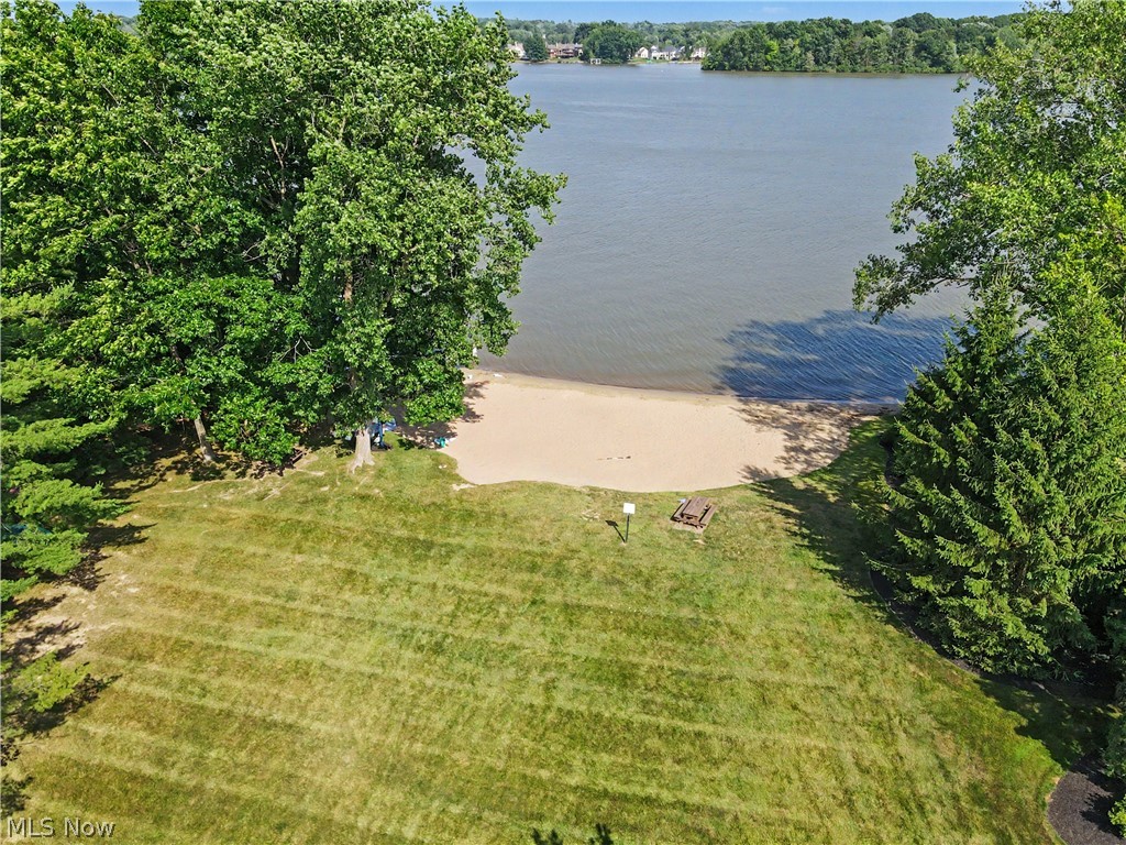 3854 Surfside Circle Property Photo 48