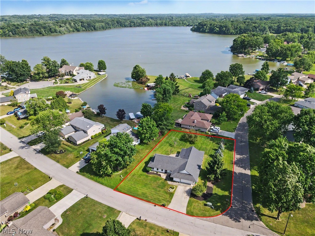 3854 Surfside Circle Property Photo 49