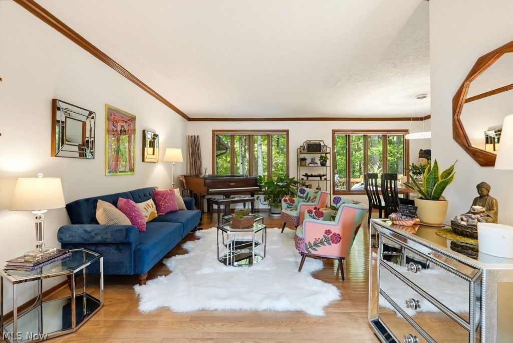 18230 Rolling Brook Drive Property Photo 3
