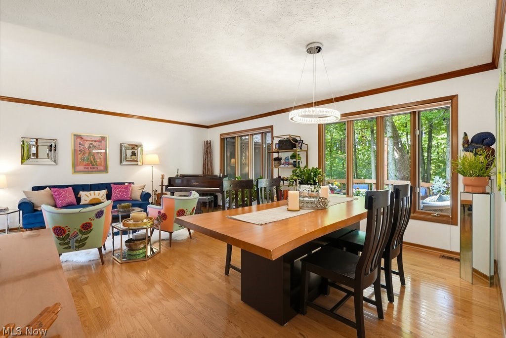 18230 Rolling Brook Drive Property Photo 8
