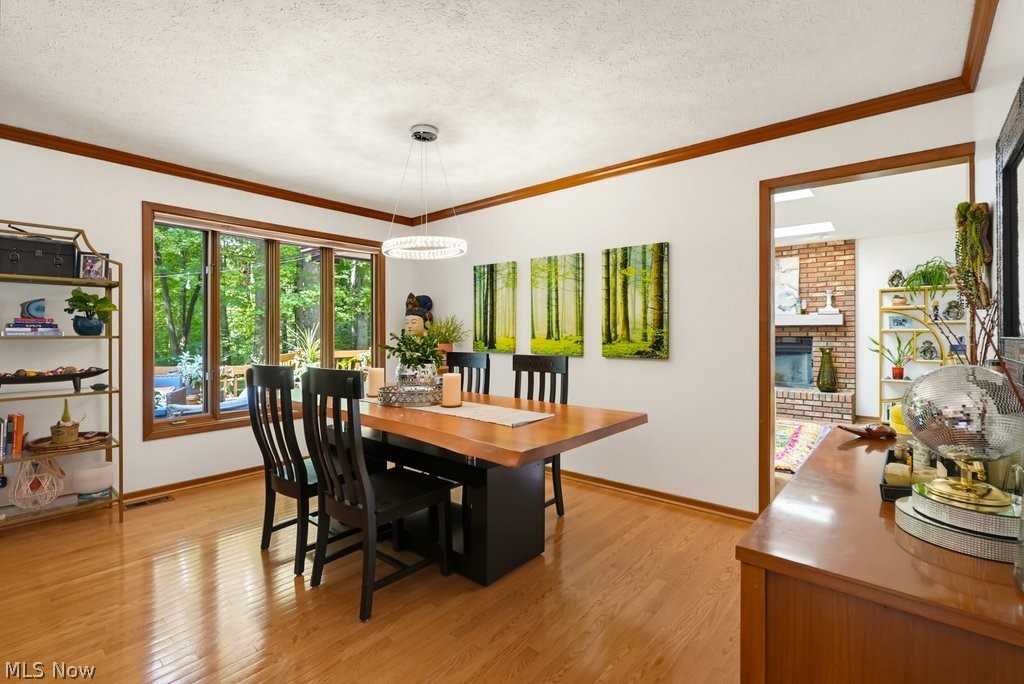 18230 Rolling Brook Drive Property Photo 9