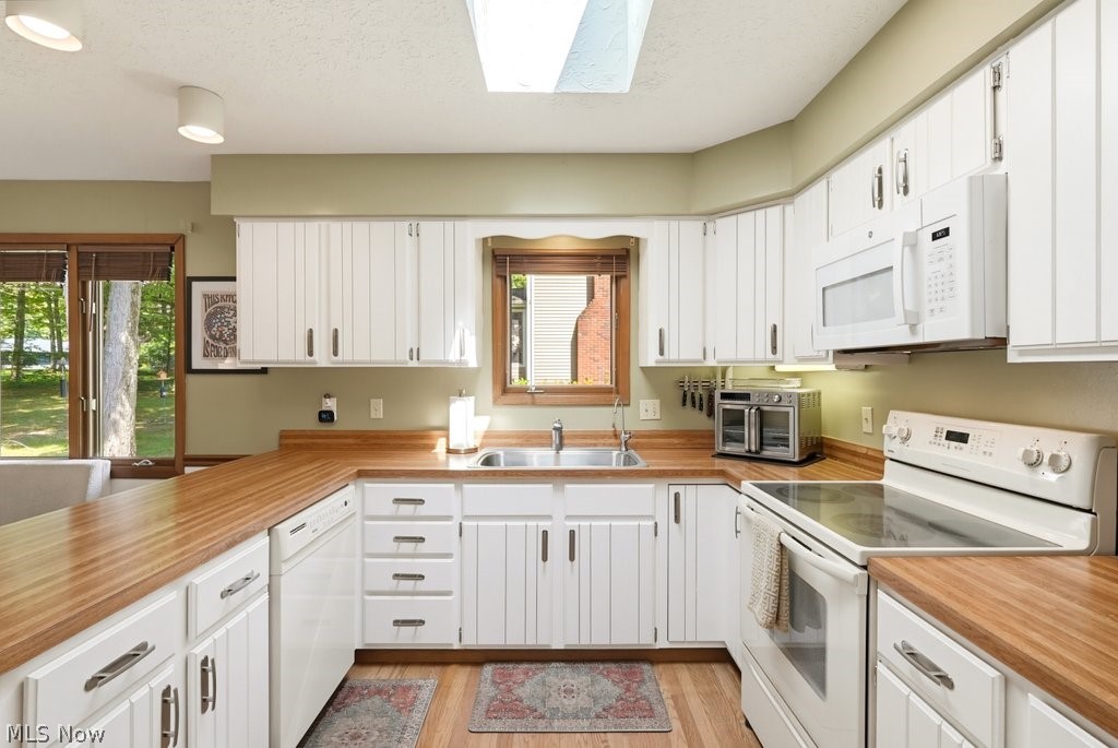 18230 Rolling Brook Drive Property Photo 19