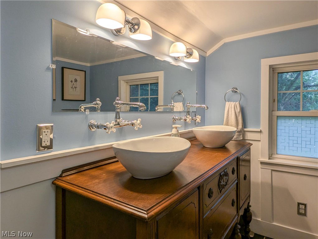 4450 Greenwich Road Property Photo 33