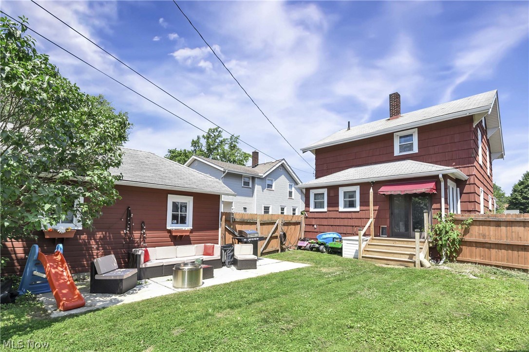 1944 E 45th Street Property Photo 12