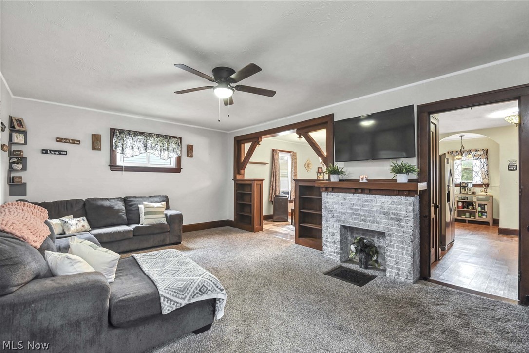 1944 E 45th Street Property Photo 15