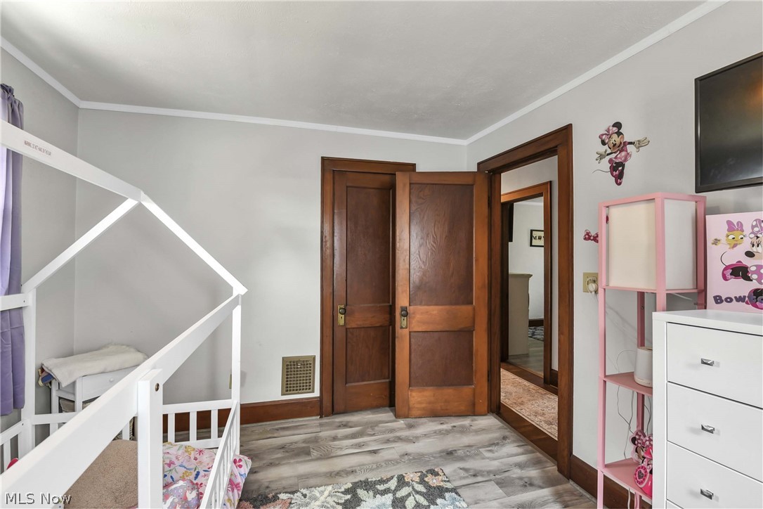1944 E 45th Street Property Photo 27