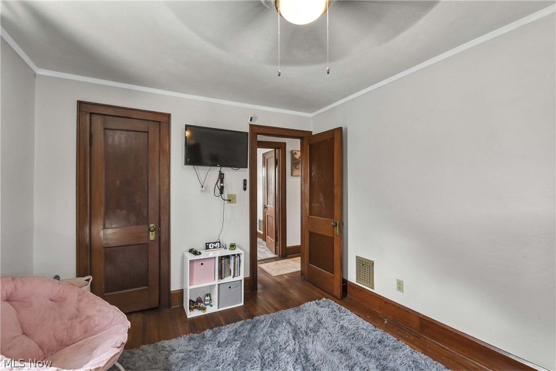 1944 E 45th Street Property Photo 29