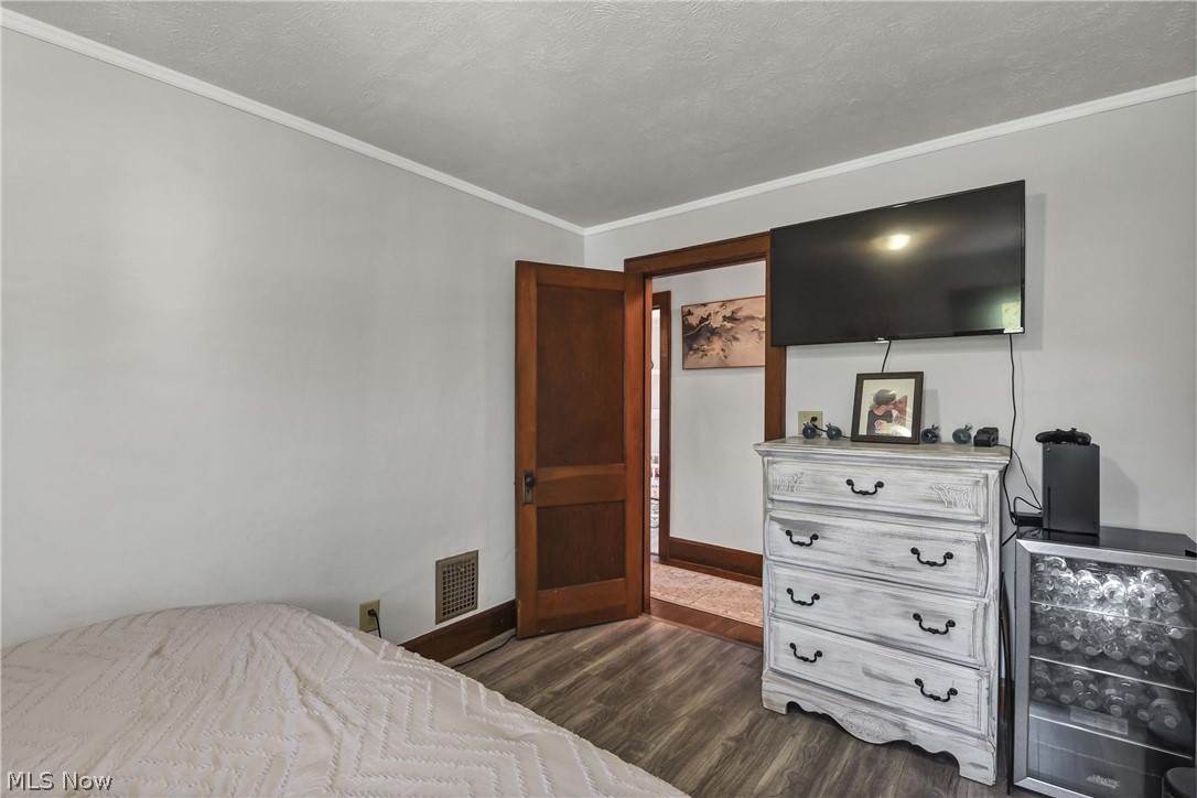 1944 E 45th Street Property Photo 31