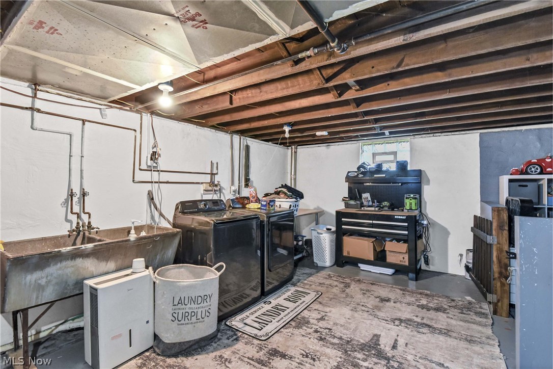 1944 E 45th Street Property Photo 34