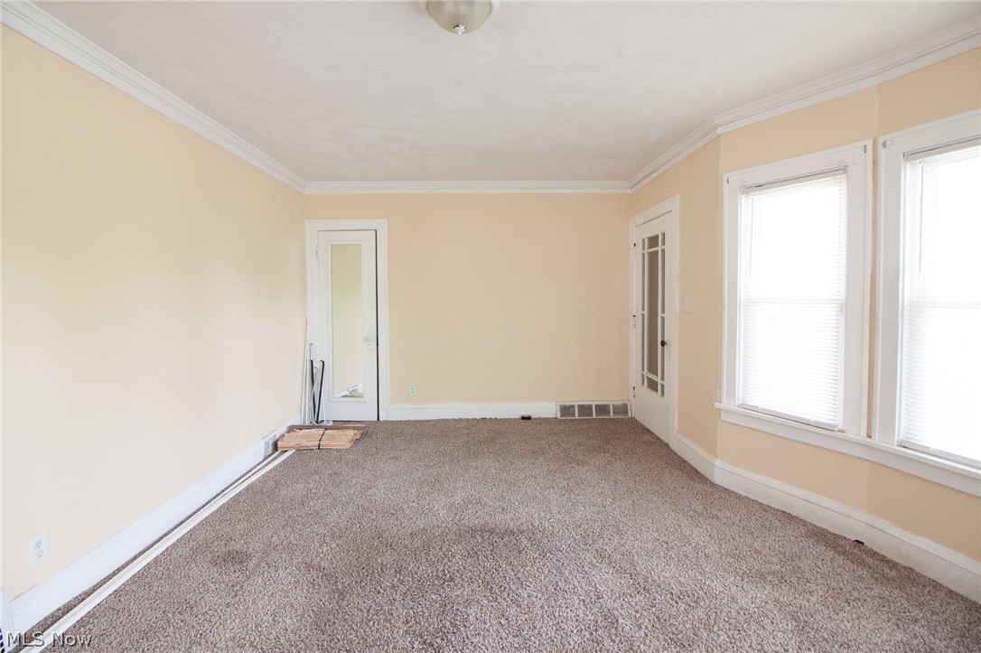 3345 E 140th Street Property Photo 6