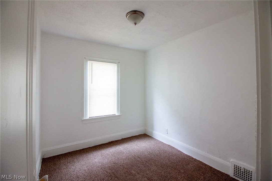 3345 E 140th Street Property Photo 10
