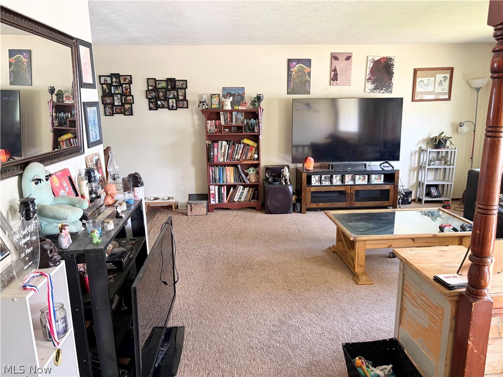 276 Kennedy Boulevard Property Photo 8