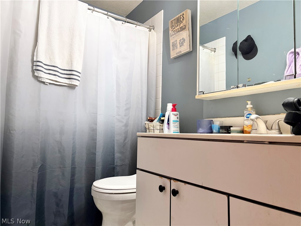 276 Kennedy Boulevard Property Photo 18