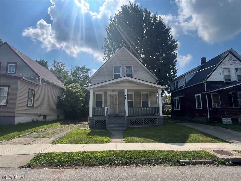 3551 W 67th Street Property Photo 1