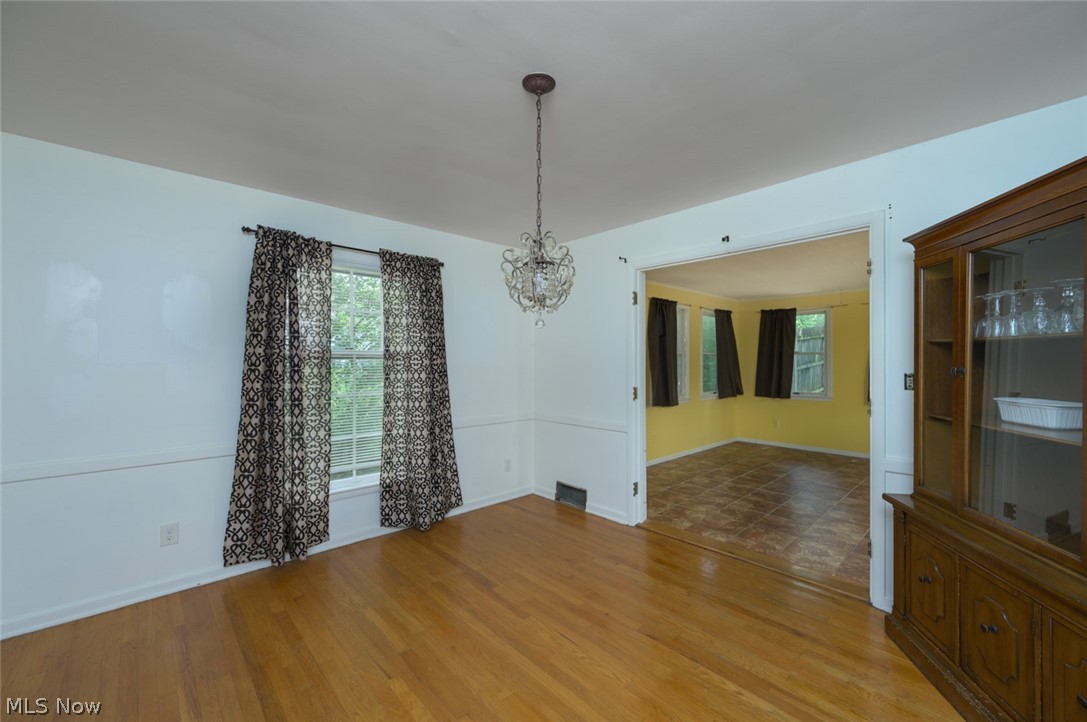 475 Brookpark Drive Property Photo 7