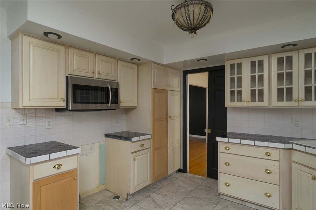 475 Brookpark Drive Property Photo 11