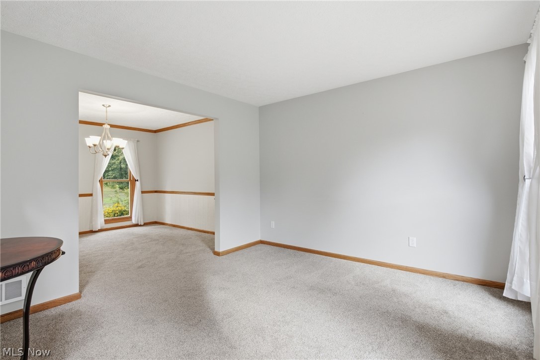 2817 Alling Drive Property Photo 6