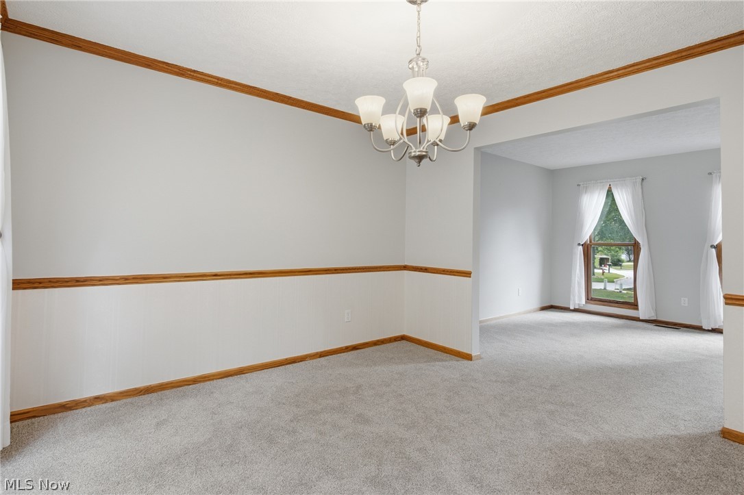 2817 Alling Drive Property Photo 7