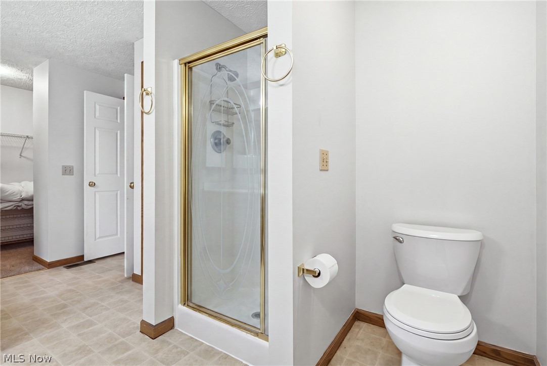 2817 Alling Drive Property Photo 28