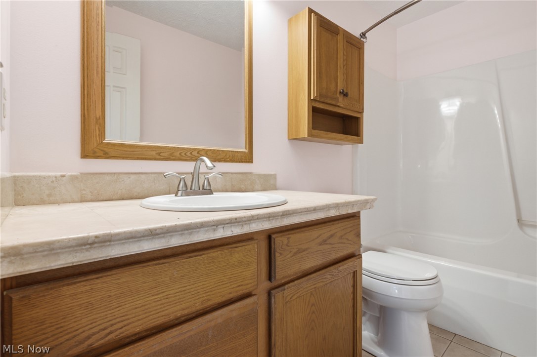 2817 Alling Drive Property Photo 37