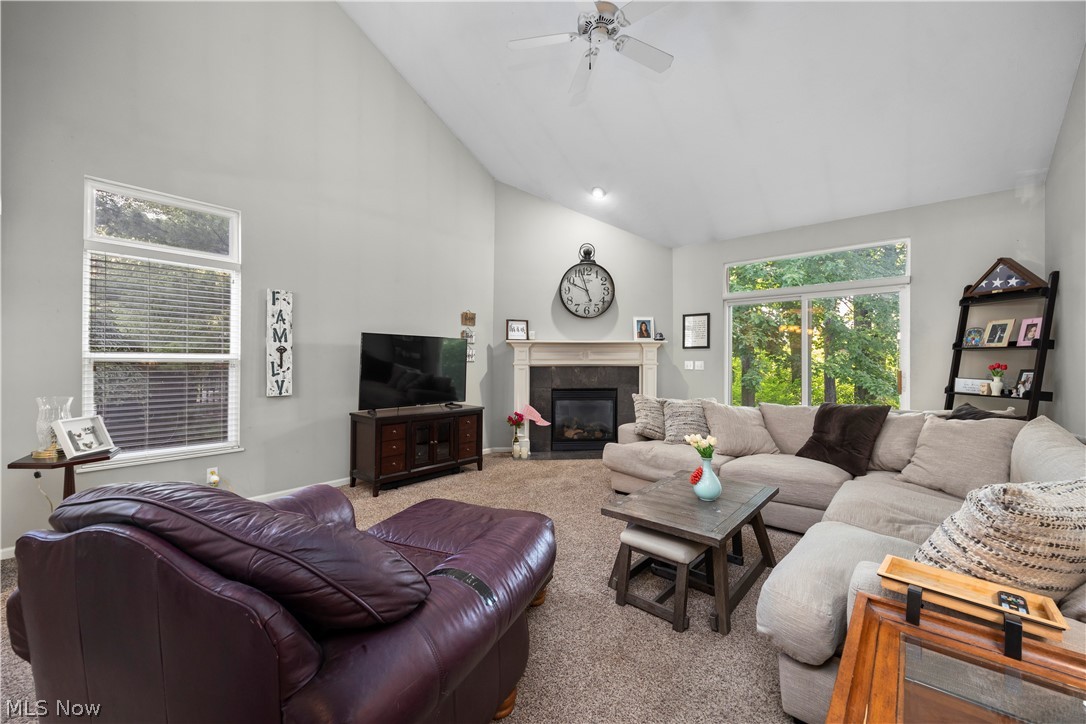 652 Lakeside Drive Property Photo 8