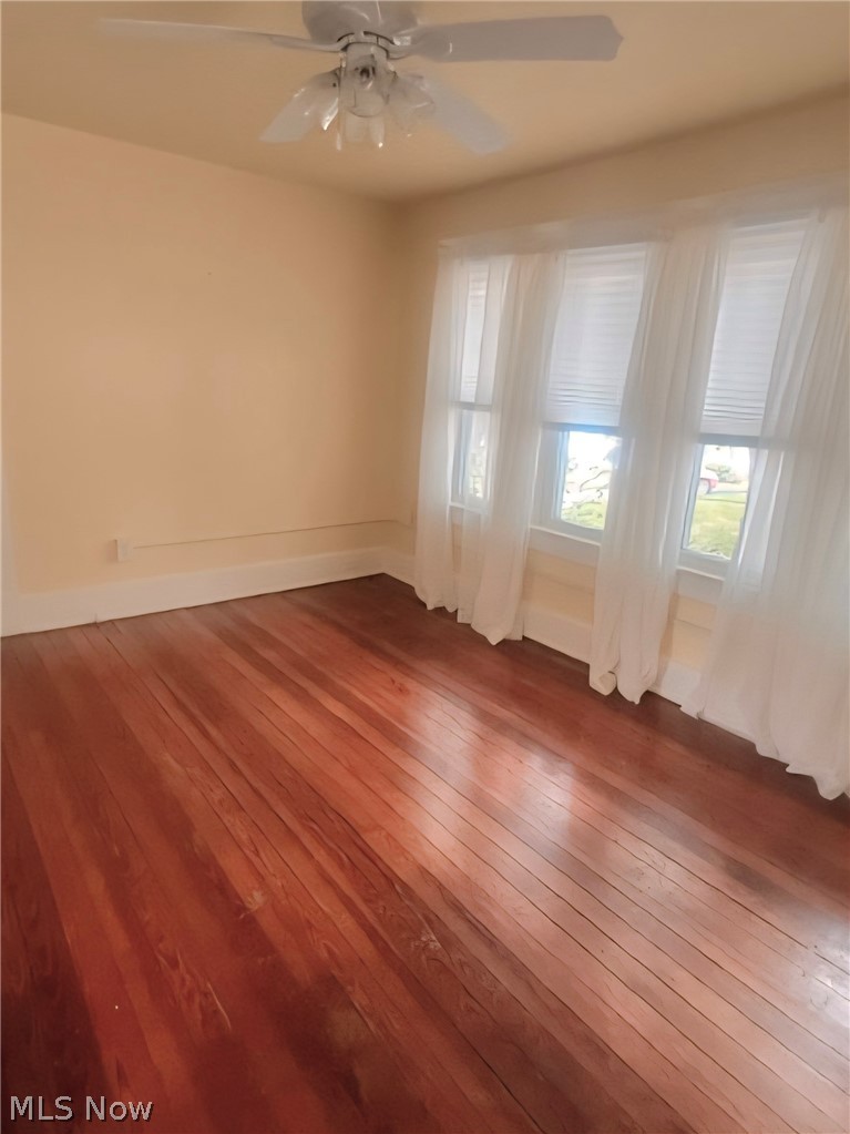 328 Oakwood Avenue Property Photo 12
