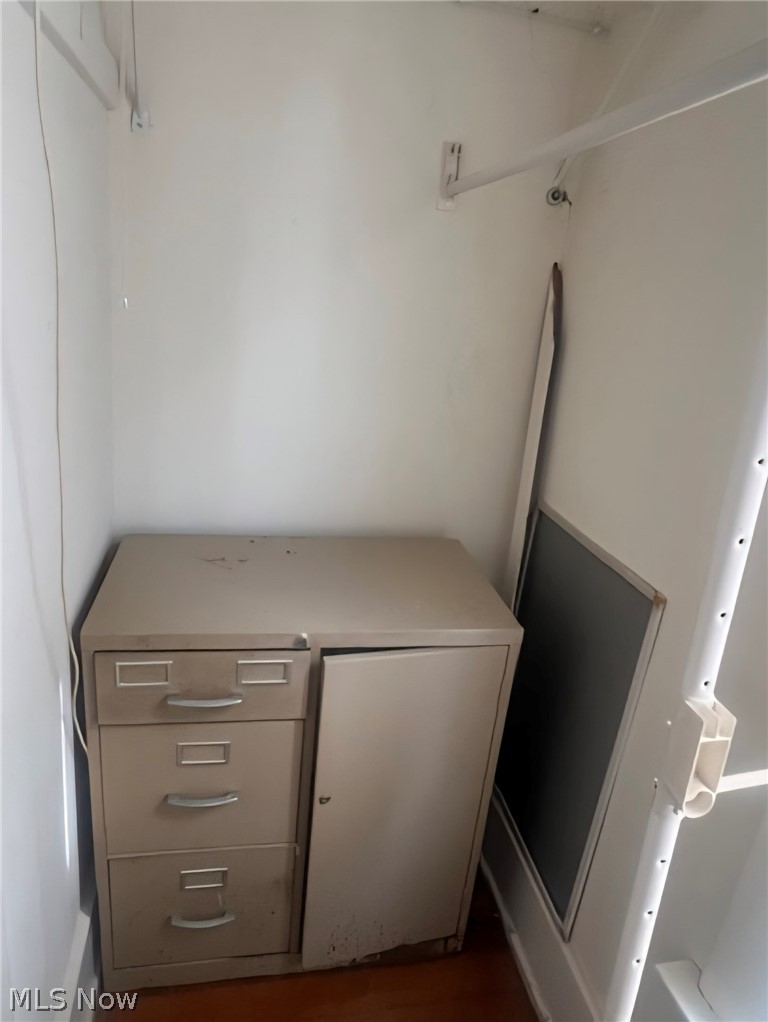 328 Oakwood Avenue Property Photo 15