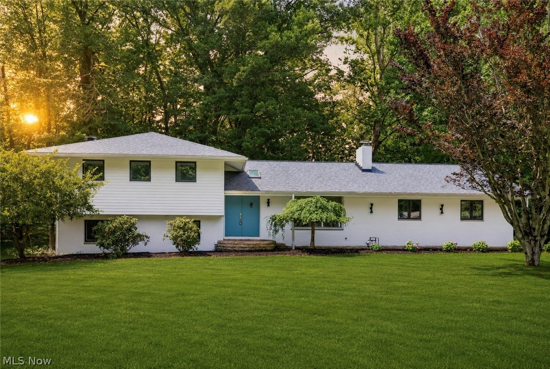 3866 Woodthrush Road Property Photo 1