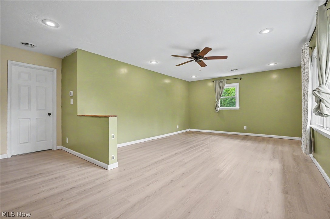 952 Ravenna Road Property Photo 10
