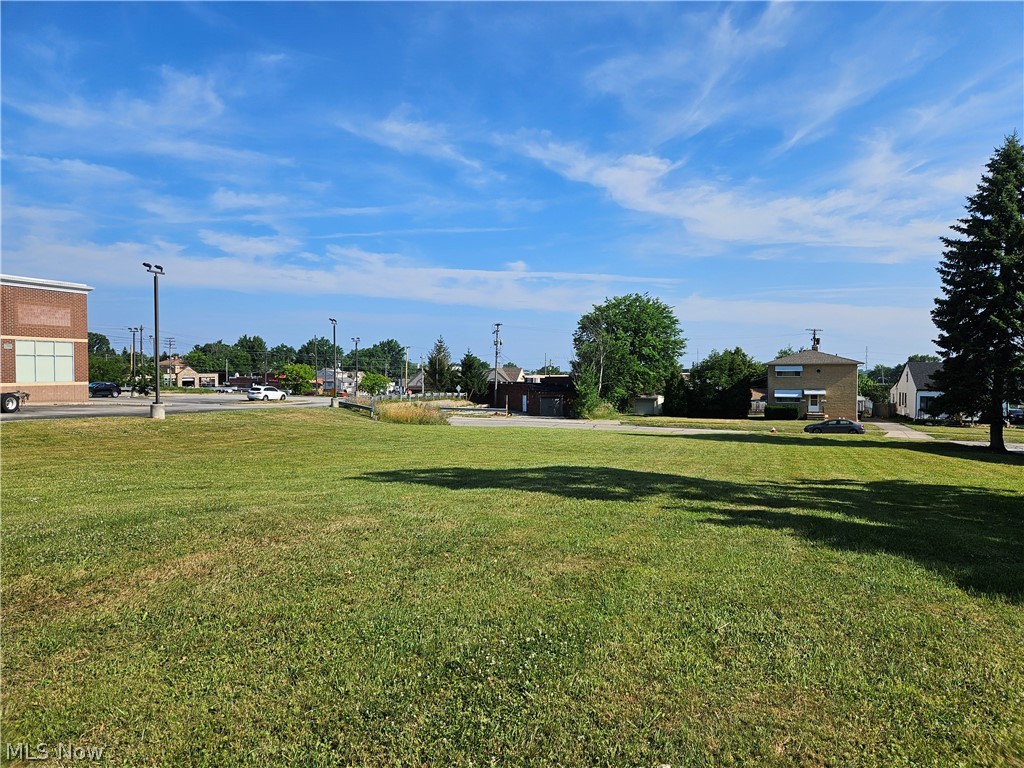 Theota Avenue Property Photo 2