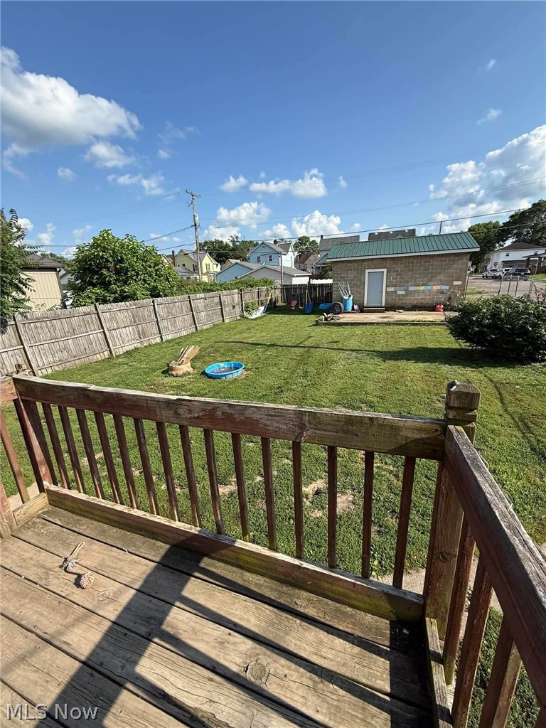 426 W 4th Street Property Photo 12